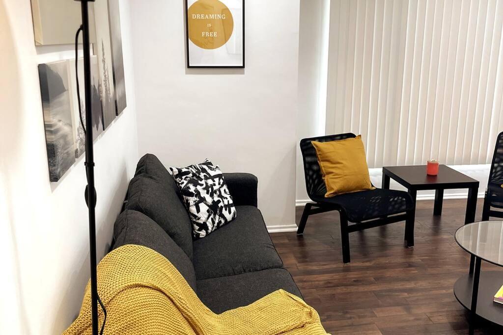 Hollywood Business Apartamento