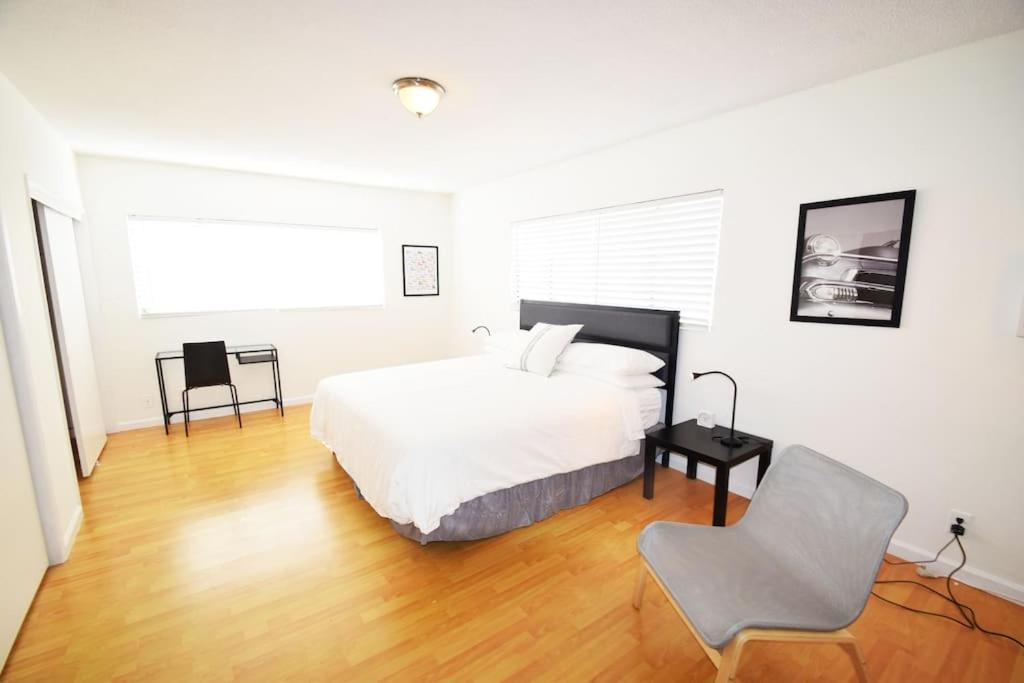 Hollywood Business Apartamento