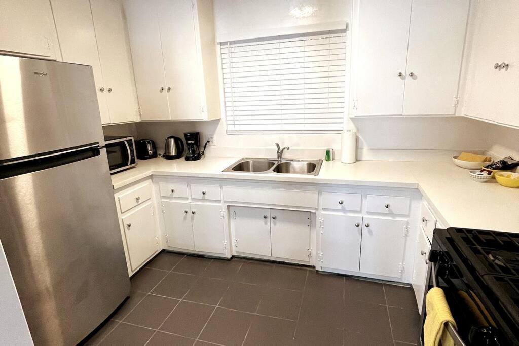Hollywood Business Apartamento