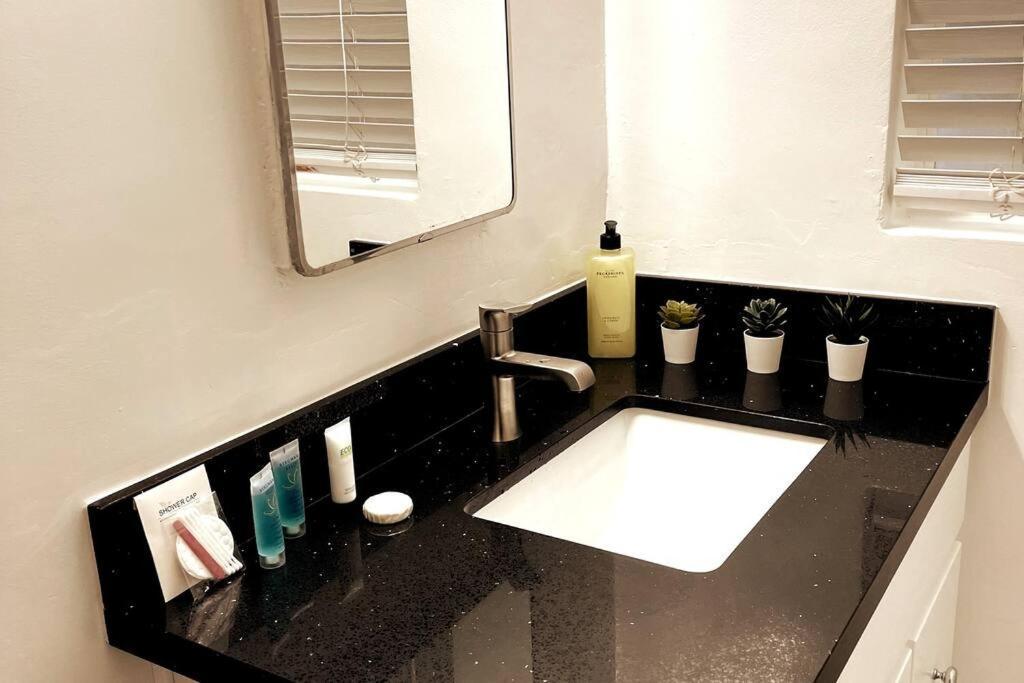 Hollywood Business Apartamento *