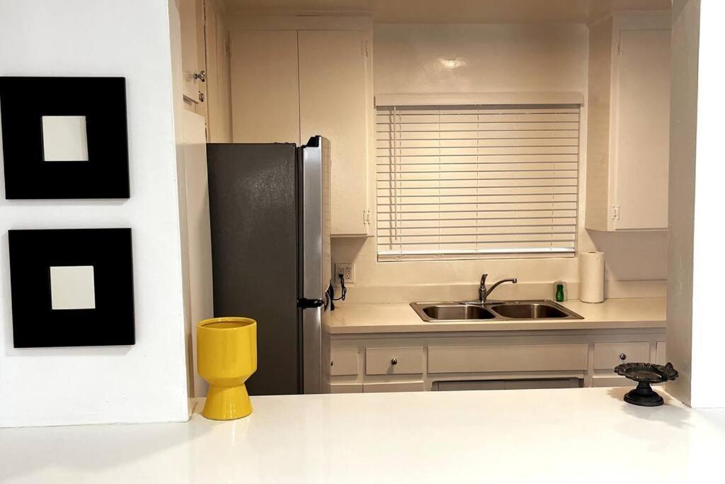 Hollywood Business Apartamento *
