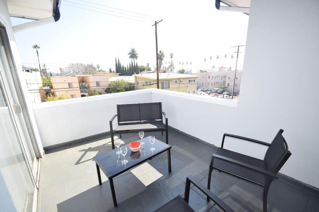 Hollywood Business Apartamento *