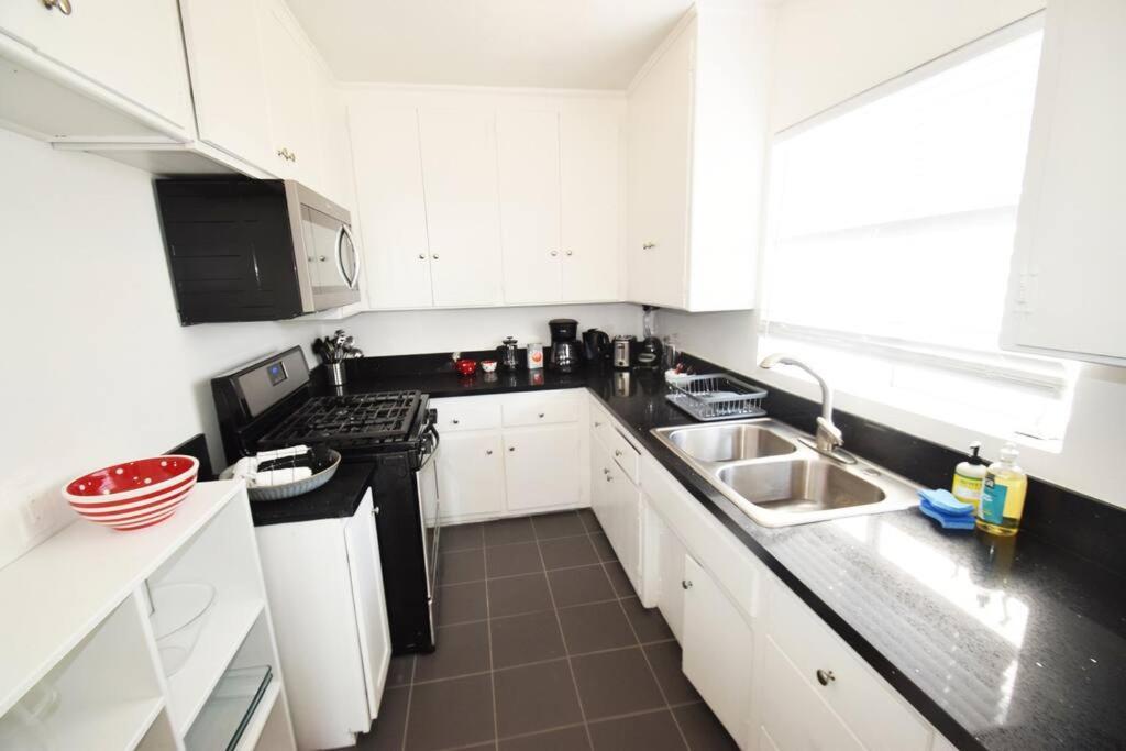 Hollywood Business Apartamento